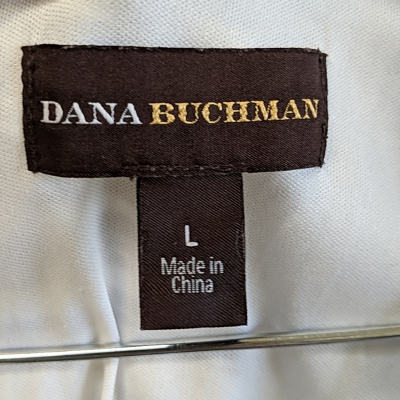 Dana Buchanan | Top - Picture 4 of 4